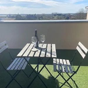Avec Terrasse Proche De La Appartement Lancieux
